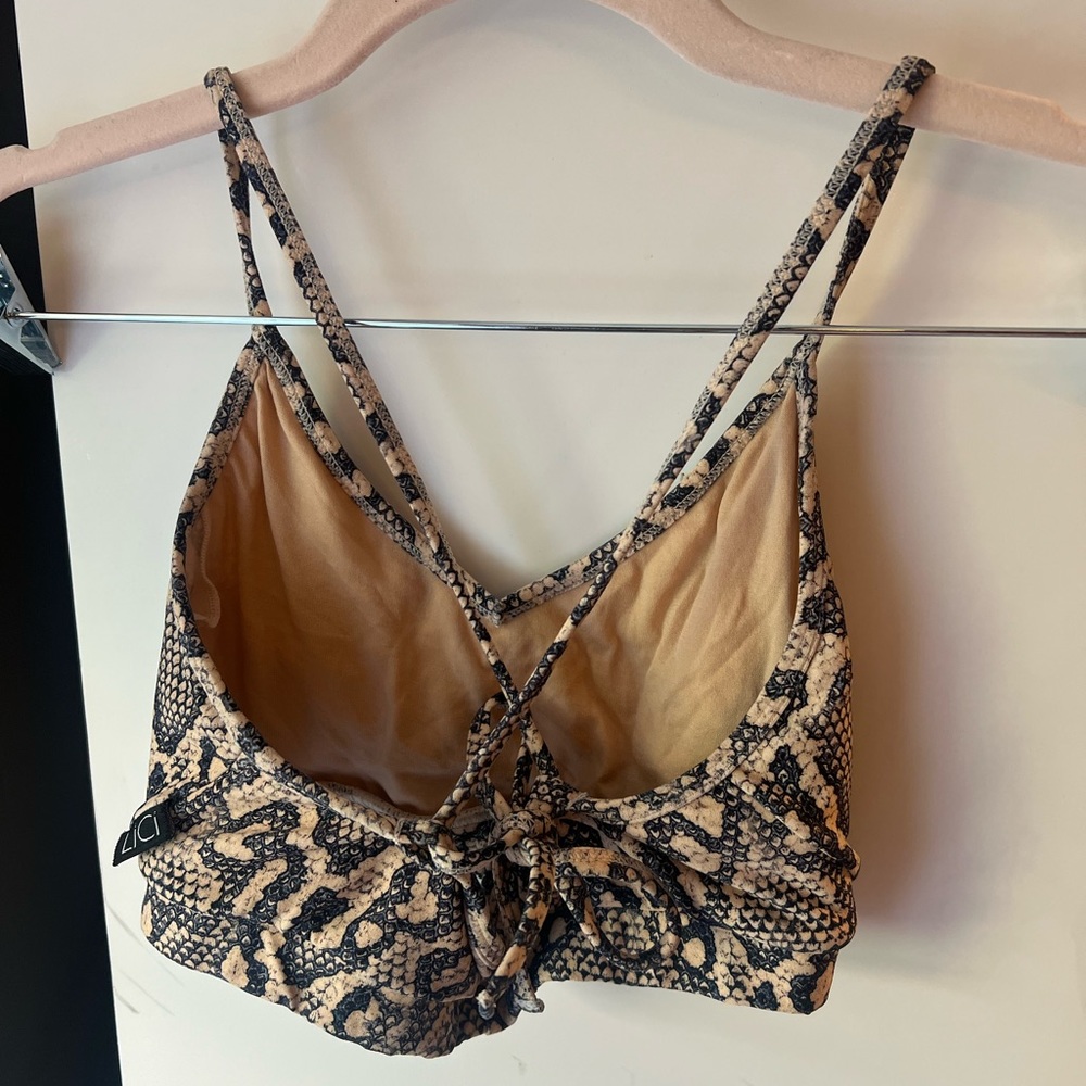 Lici Fit Python Convertible Bra - Picture 4 of 6